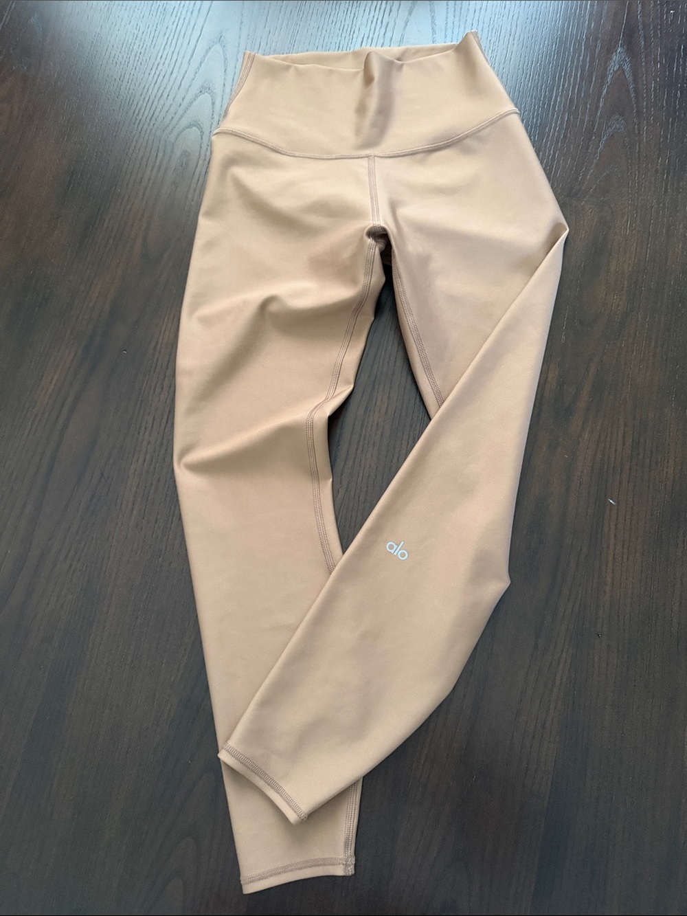 ALO Yoga  High-Waist Leggings in Beige - Picture 3 of 5